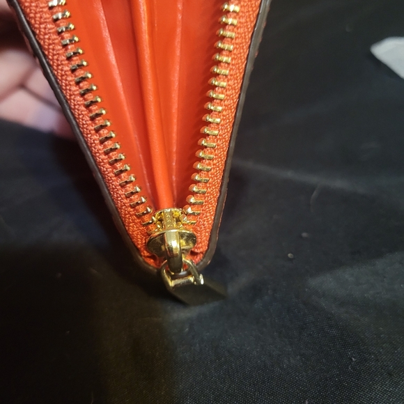 Michael Kors wallet/card case Orange/red 5x31/2 - Picture 5 of 6